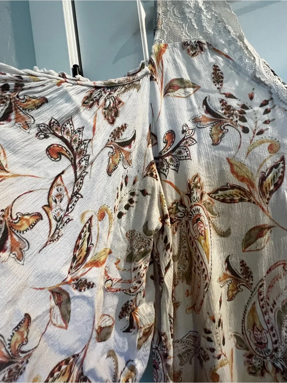Free People Boho Paisley Cold Shoulder Lace Blouse | Large EUC Hi Low Flowy